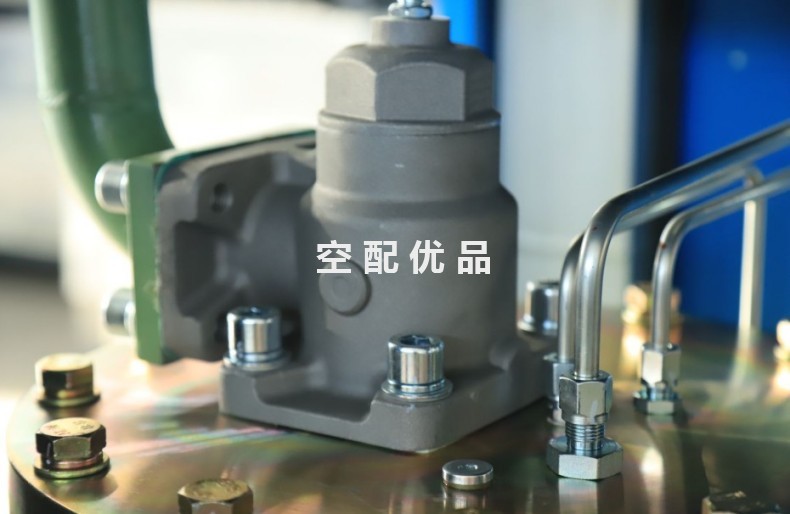JF-100AHV/8两级压缩永磁变频空压机